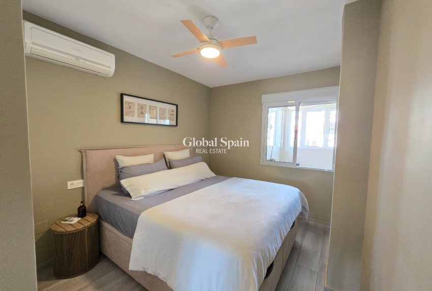 Wiederverkauf - WOHNUNG -
ORIHUELA COSTA - Costa Blanca