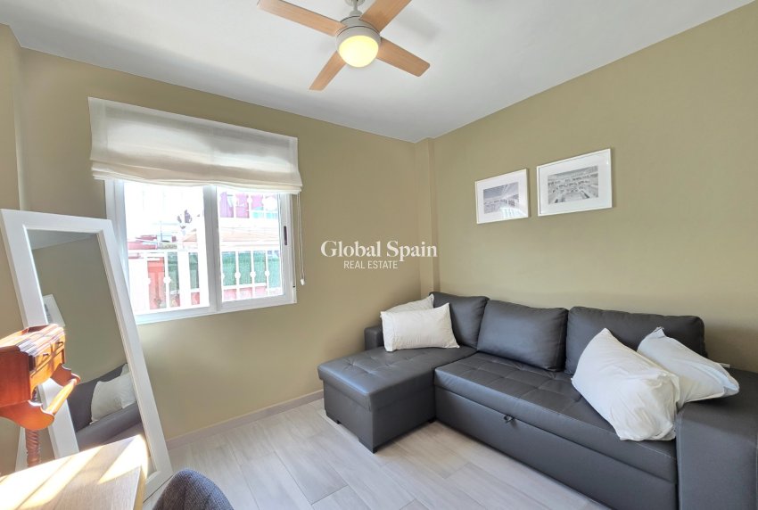 Wiederverkauf - WOHNUNG -
ORIHUELA COSTA - Costa Blanca