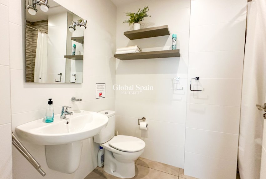 Wiederverkauf - WOHNUNG -
ORIHUELA COSTA - Costa Blanca