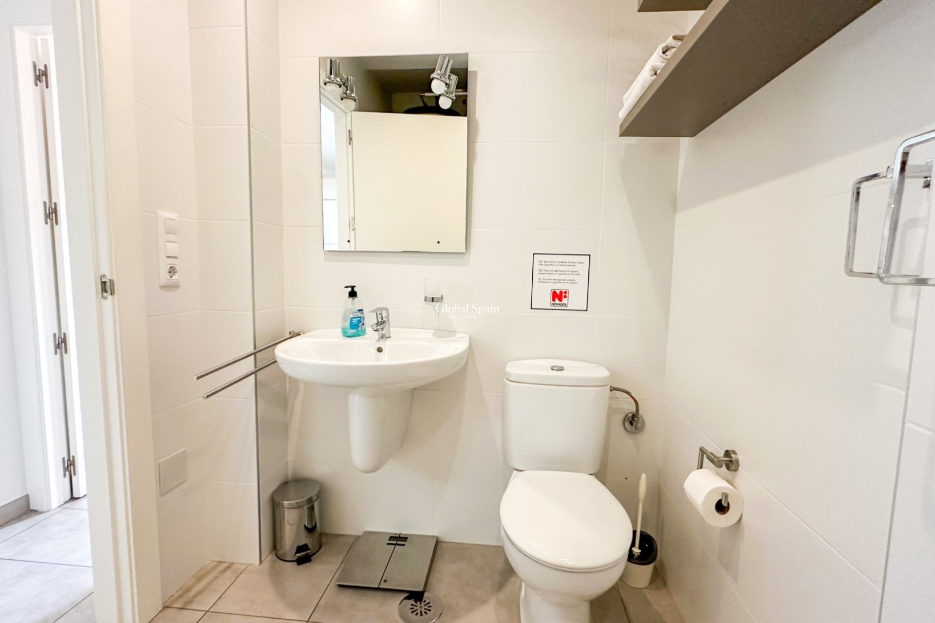 Wiederverkauf - WOHNUNG -
ORIHUELA COSTA - Costa Blanca