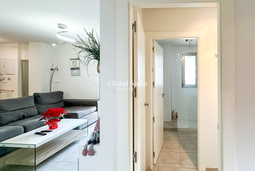 Wiederverkauf - WOHNUNG -
ORIHUELA COSTA - Costa Blanca