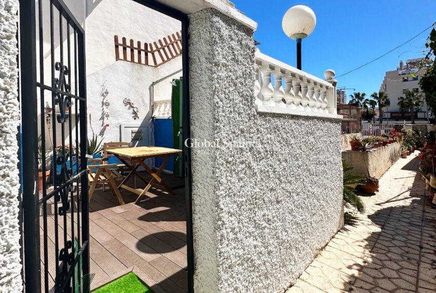 Wiederverkauf - WOHNUNG -
ORIHUELA COSTA - Costa Blanca