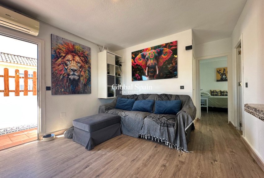 Wiederverkauf - WOHNUNG -
ORIHUELA COSTA - Costa Blanca