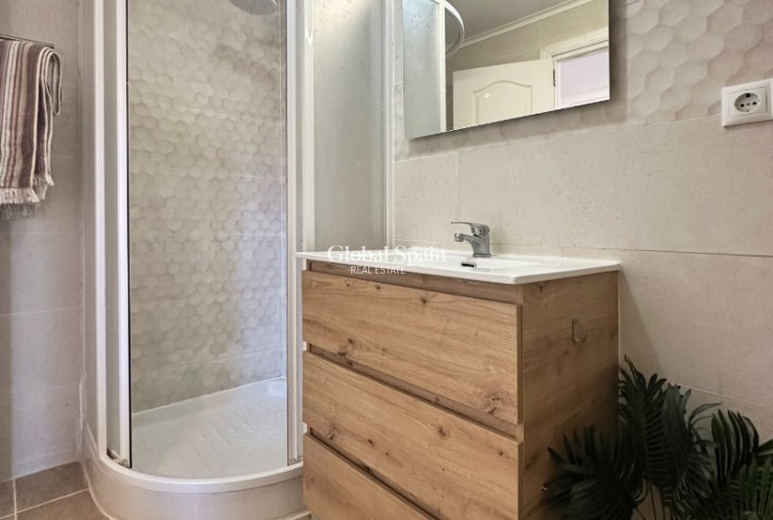 Wiederverkauf - WOHNUNG -
ORIHUELA COSTA - Costa Blanca