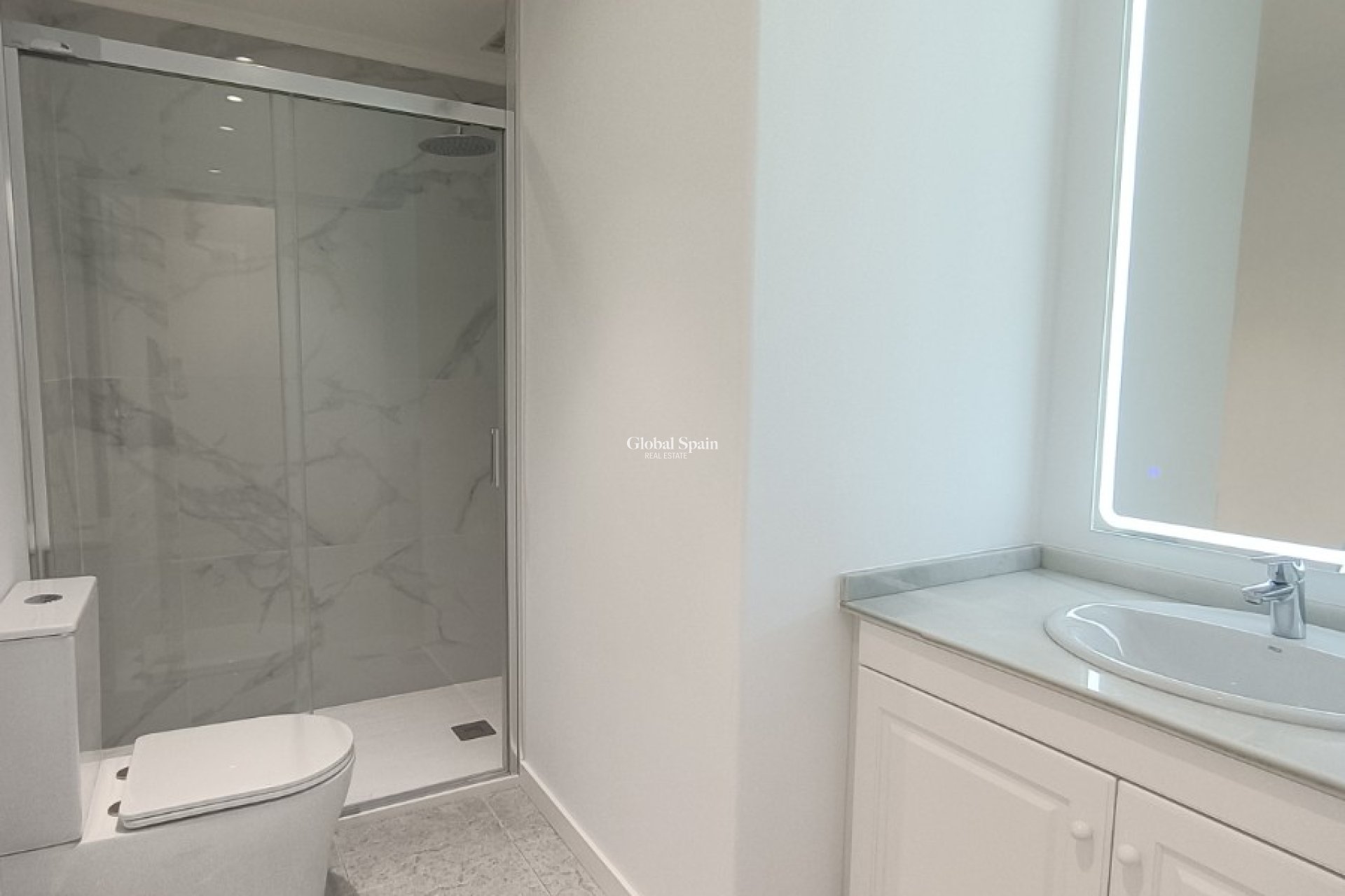 Wiederverkauf - WOHNUNG -
ORIHUELA COSTA - Costa Blanca