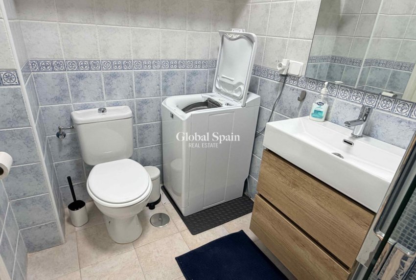 Wiederverkauf - WOHNUNG -
ORIHUELA COSTA - Costa Blanca