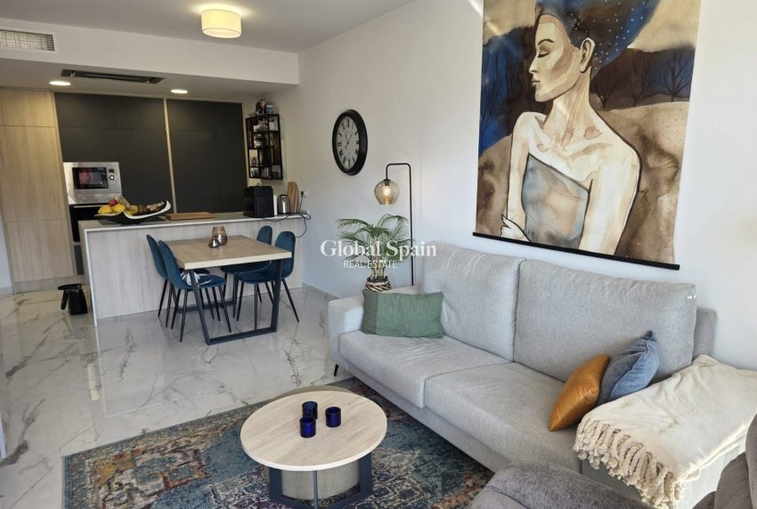 Wiederverkauf - WOHNUNG -
ORIHUELA COSTA - Costa Blanca