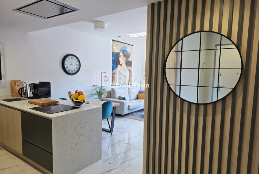 Wiederverkauf - WOHNUNG -
ORIHUELA COSTA - Costa Blanca