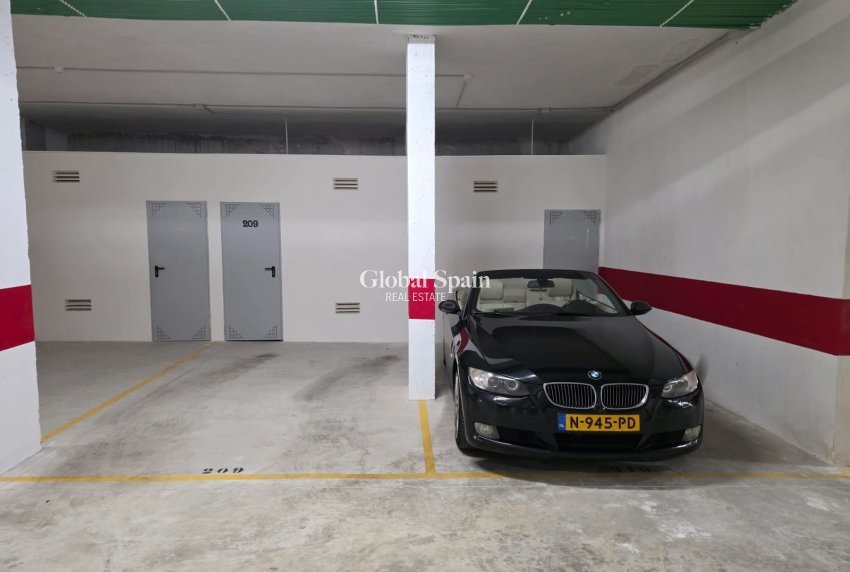 Wiederverkauf - WOHNUNG -
ORIHUELA COSTA - Costa Blanca