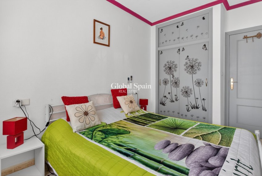 Wiederverkauf - WOHNUNG -
ORIHUELA COSTA - Costa Blanca