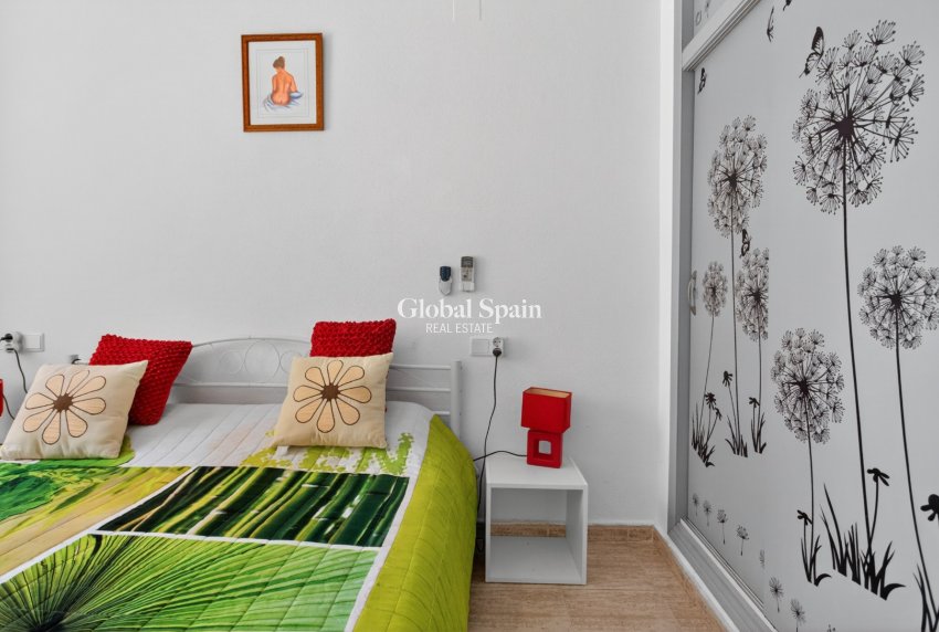 Wiederverkauf - WOHNUNG -
ORIHUELA COSTA - Costa Blanca