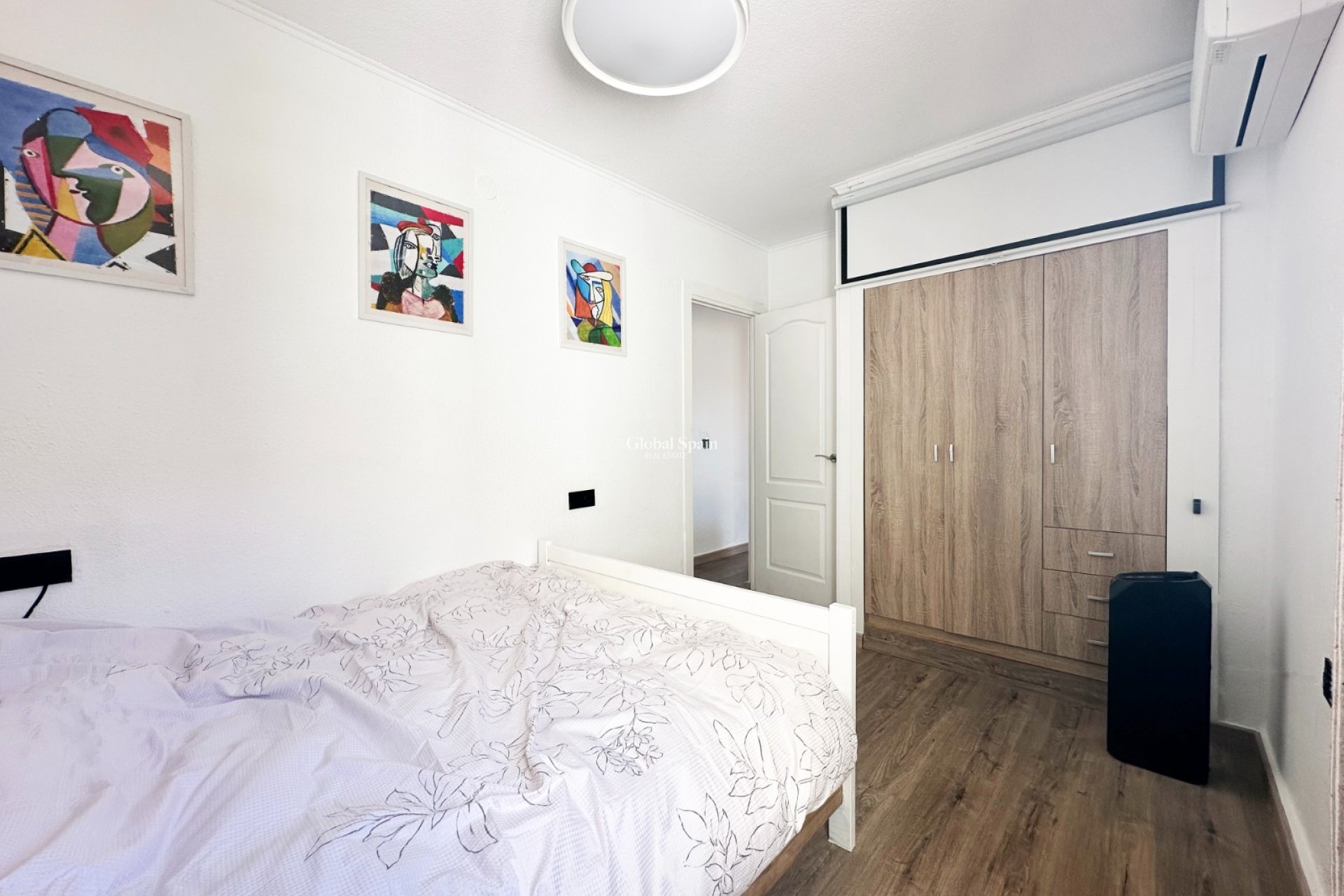 Wiederverkauf - WOHNUNG -
ORIHUELA COSTA - Costa Blanca