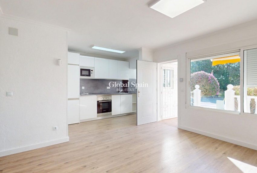 Wiederverkauf - WOHNUNG -
ORIHUELA COSTA - Costa Blanca