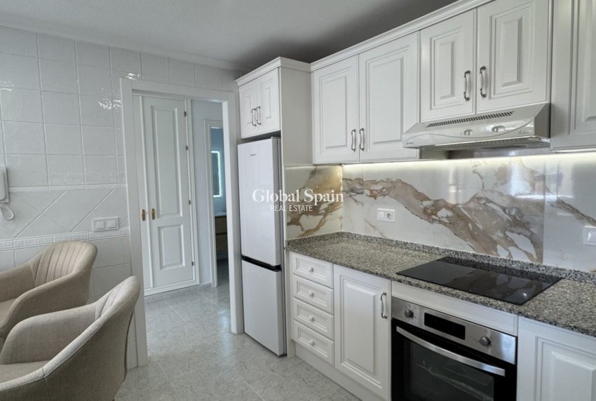 Wiederverkauf - WOHNUNG -
ORIHUELA COSTA - Costa Blanca