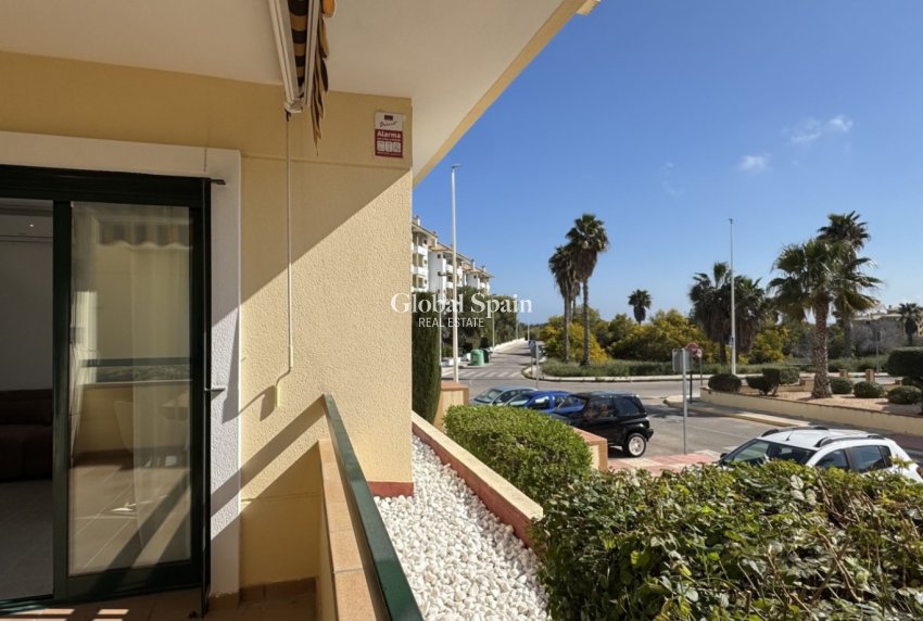 Wiederverkauf - WOHNUNG -
ORIHUELA COSTA - Costa Blanca