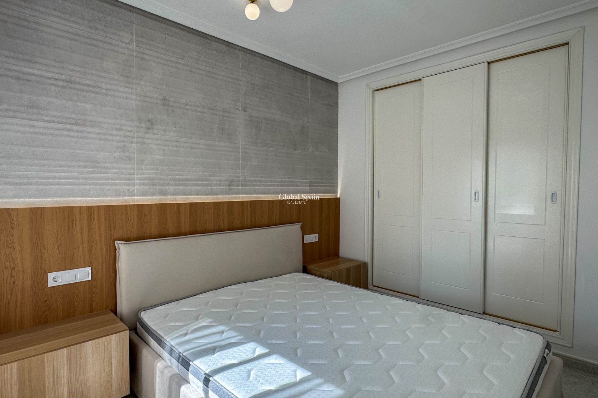 Wiederverkauf - WOHNUNG -
ORIHUELA COSTA - Costa Blanca