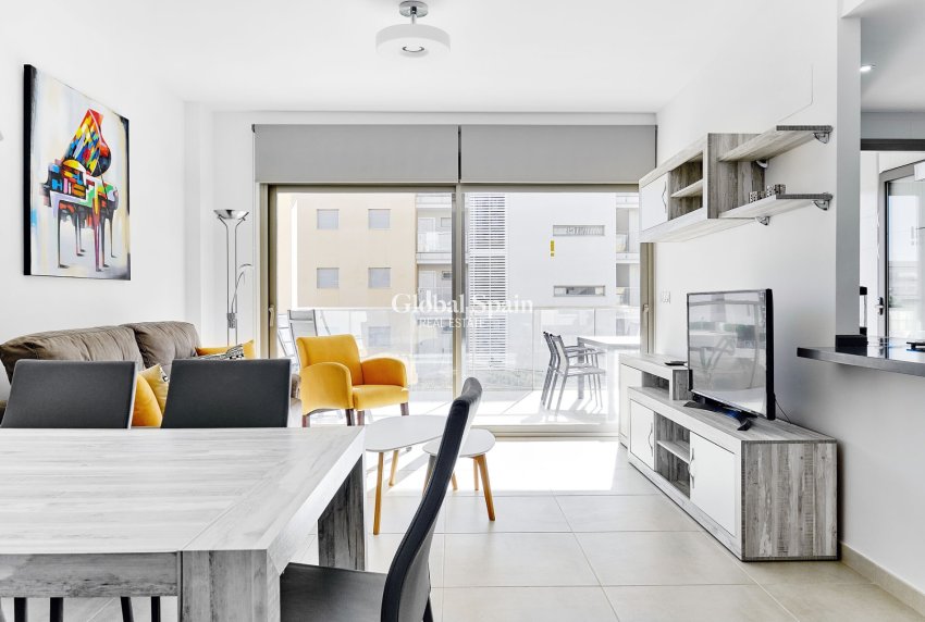 Wiederverkauf - WOHNUNG -
ORIHUELA COSTA - Costa Blanca