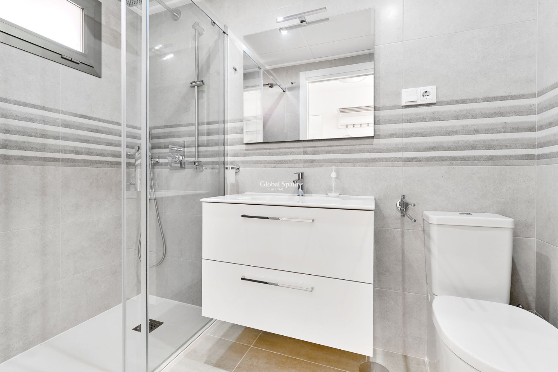 Wiederverkauf - WOHNUNG -
ORIHUELA COSTA - Costa Blanca