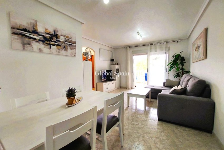 Wiederverkauf - WOHNUNG -
ORIHUELA COSTA - Costa Blanca