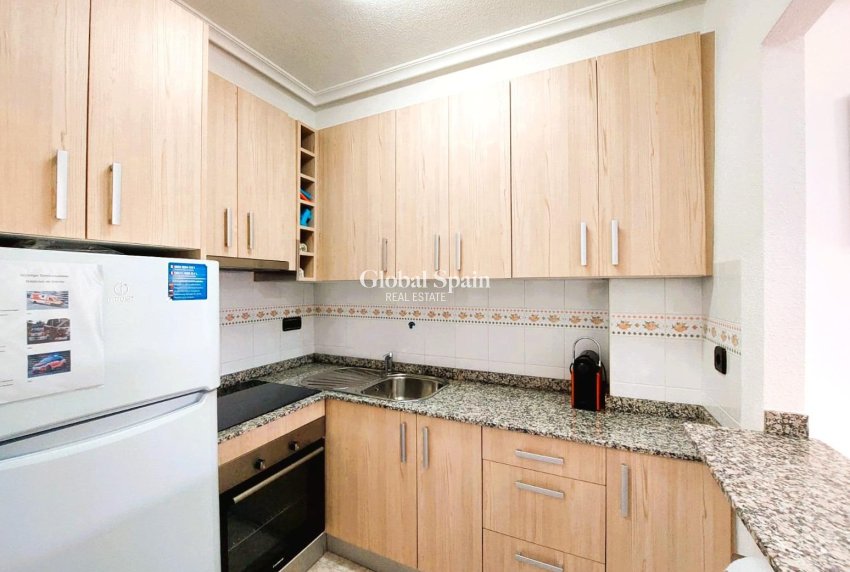 Wiederverkauf - WOHNUNG -
ORIHUELA COSTA - Costa Blanca