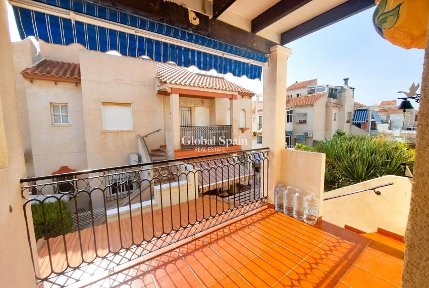 Wiederverkauf - WOHNUNG -
ORIHUELA COSTA - Costa Blanca