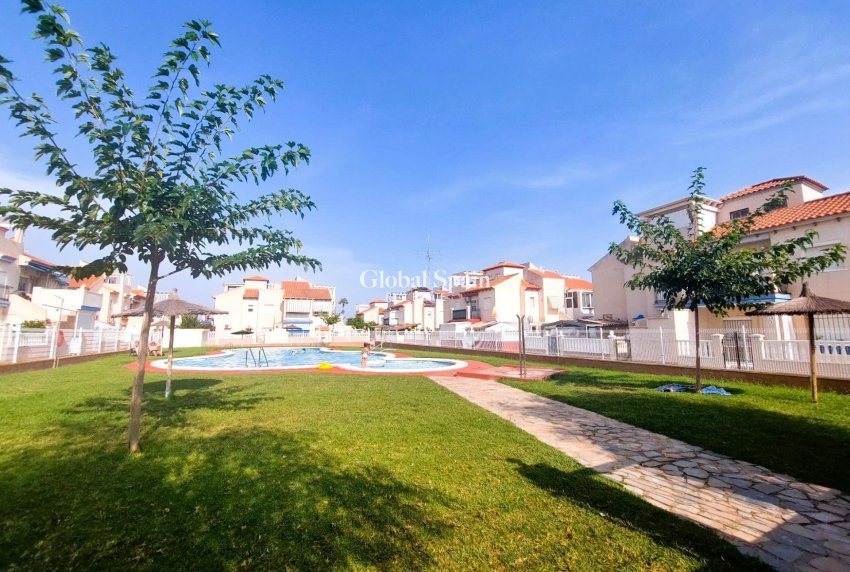 Wiederverkauf - WOHNUNG -
ORIHUELA COSTA - Costa Blanca