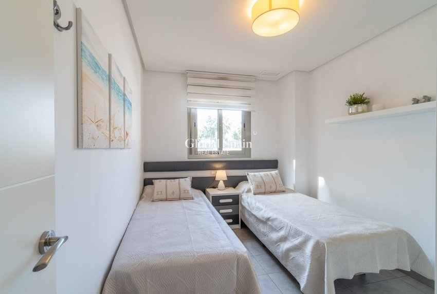 Wiederverkauf - WOHNUNG -
ORIHUELA COSTA - Costa Blanca