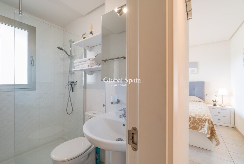 Wiederverkauf - WOHNUNG -
ORIHUELA COSTA - Costa Blanca