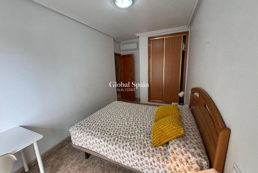 Wiederverkauf - WOHNUNG -
ORIHUELA COSTA - Costa Blanca