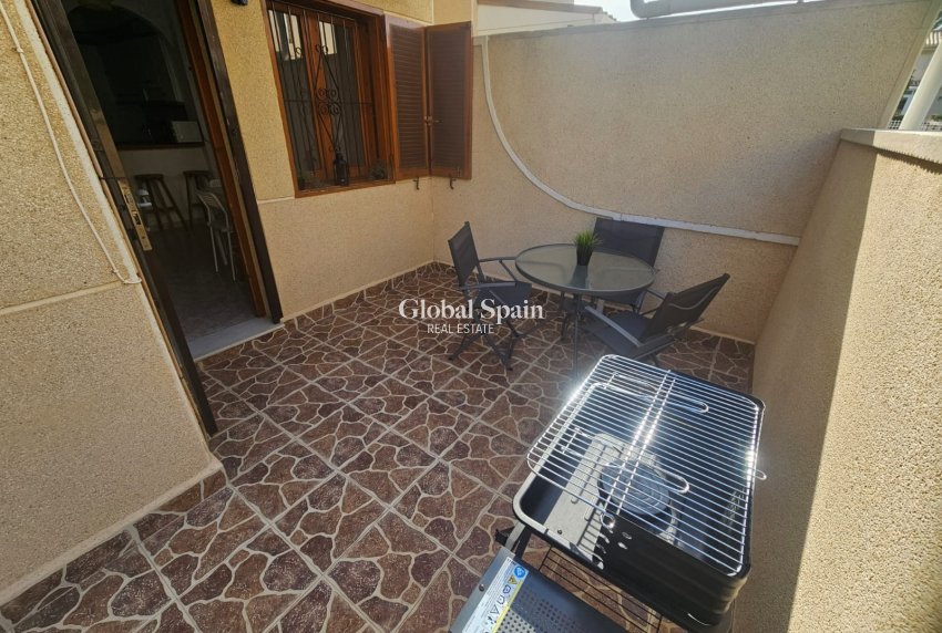 Wiederverkauf - WOHNUNG -
ORIHUELA COSTA - Costa Blanca