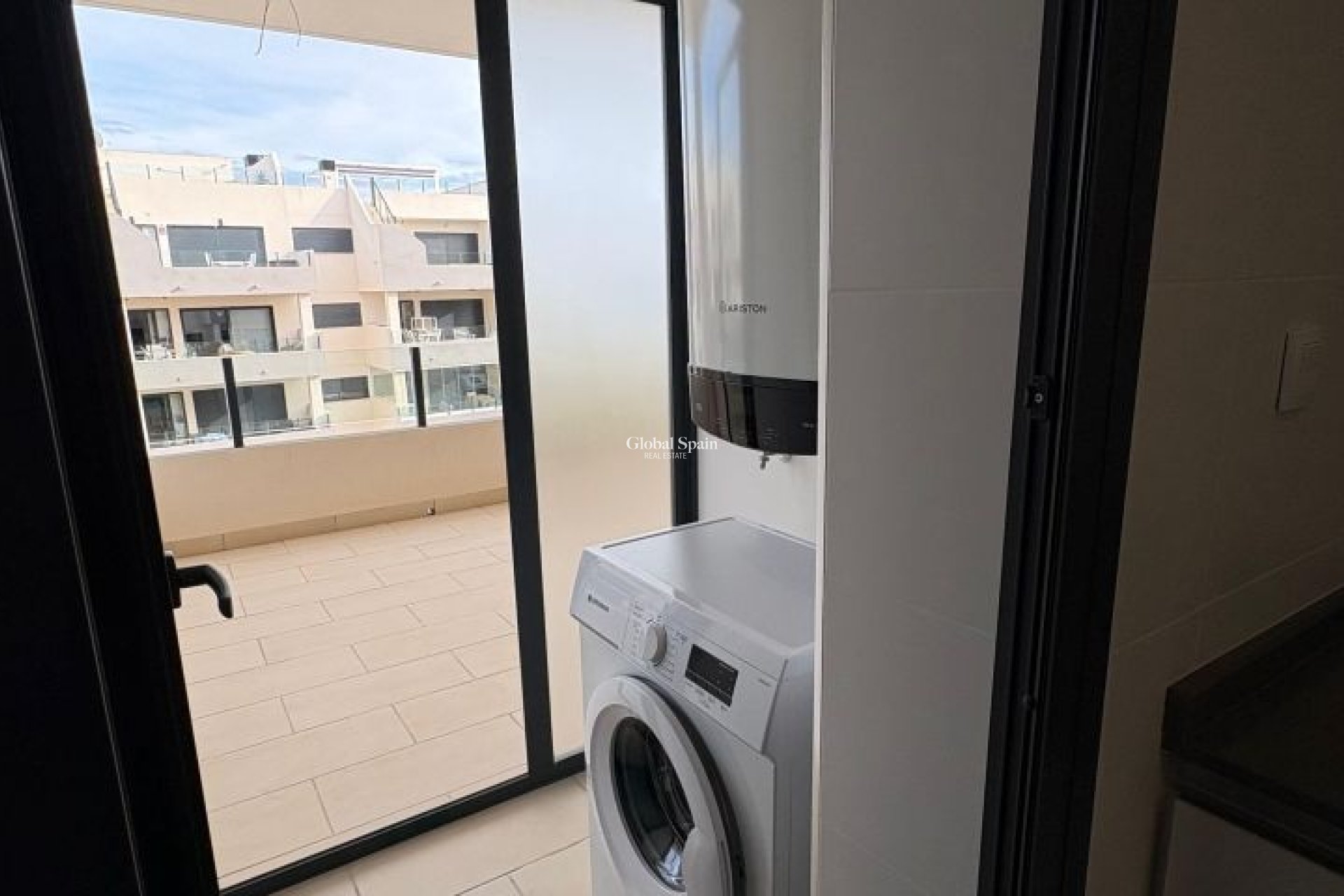 Wiederverkauf - WOHNUNG -
ORIHUELA COSTA - Costa Blanca
