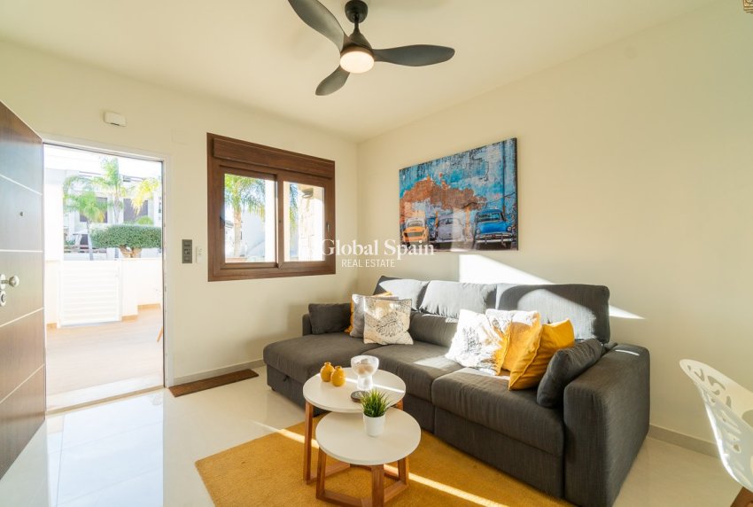 Wiederverkauf - WOHNUNG -
ORIHUELA COSTA - Costa Blanca