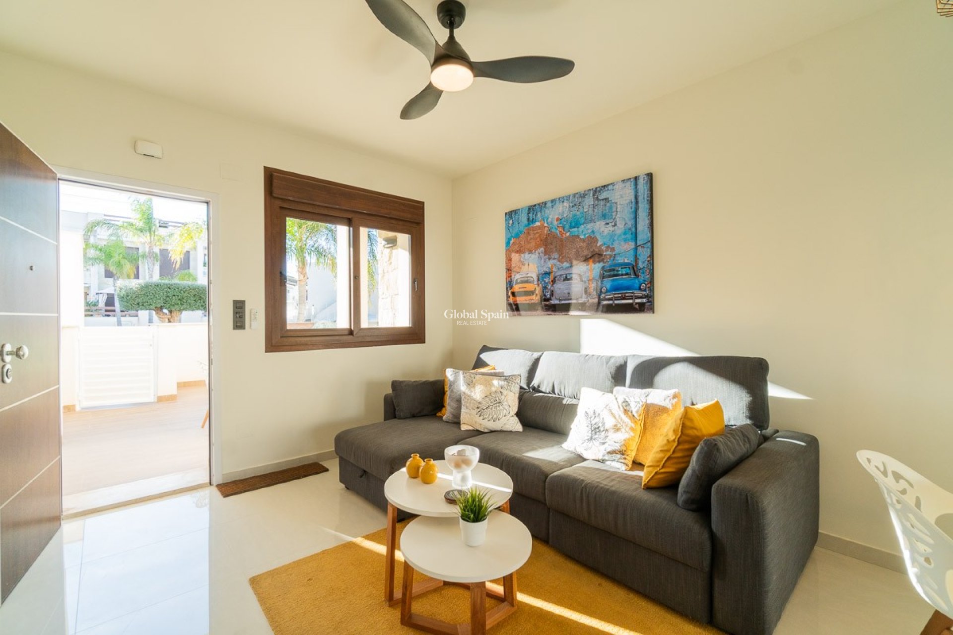 Wiederverkauf - WOHNUNG -
ORIHUELA COSTA - Costa Blanca