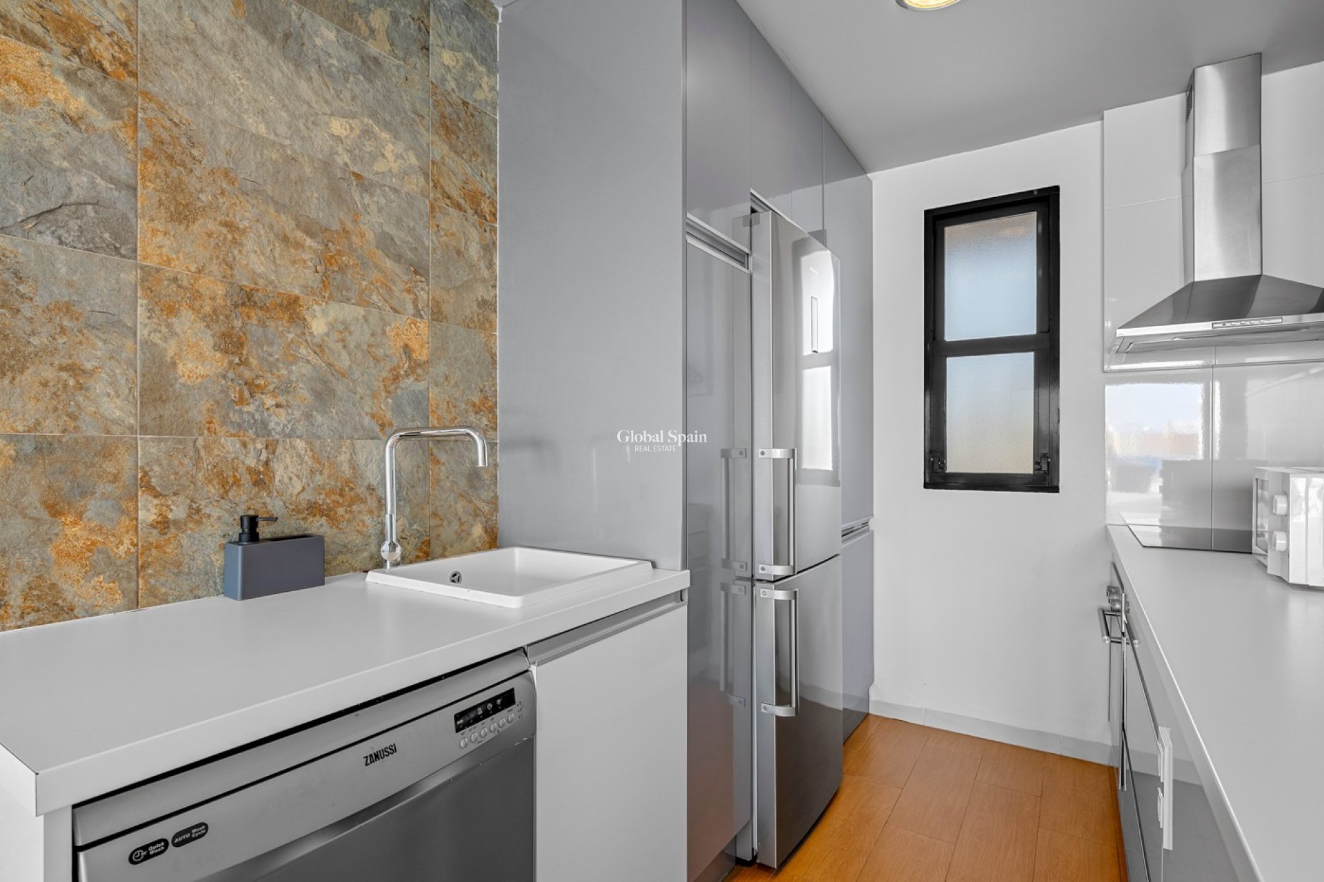 Wiederverkauf - WOHNUNG -
ORIHUELA COSTA - Costa Blanca