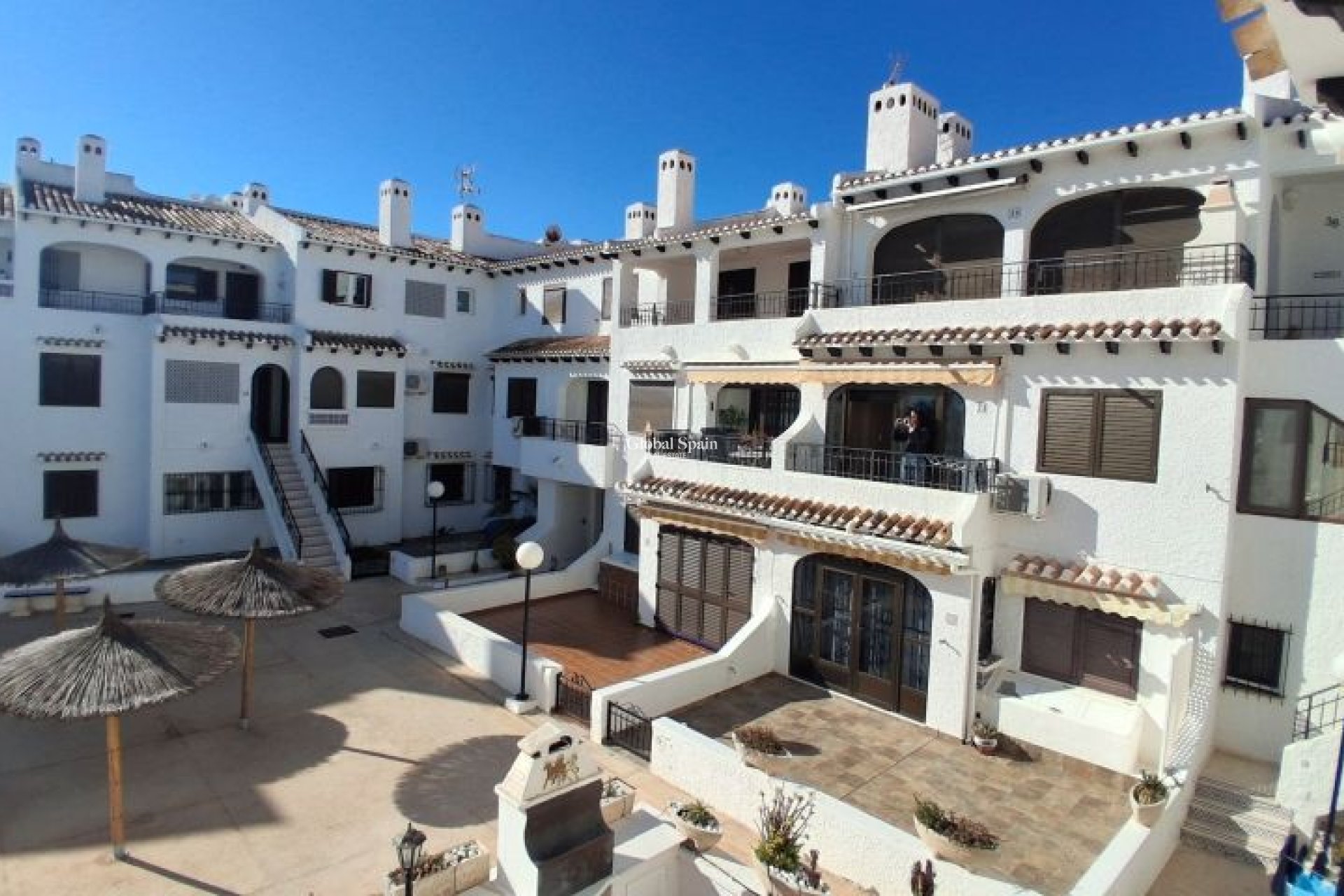 Wiederverkauf - WOHNUNG -
ORIHUELA COSTA - Costa Blanca