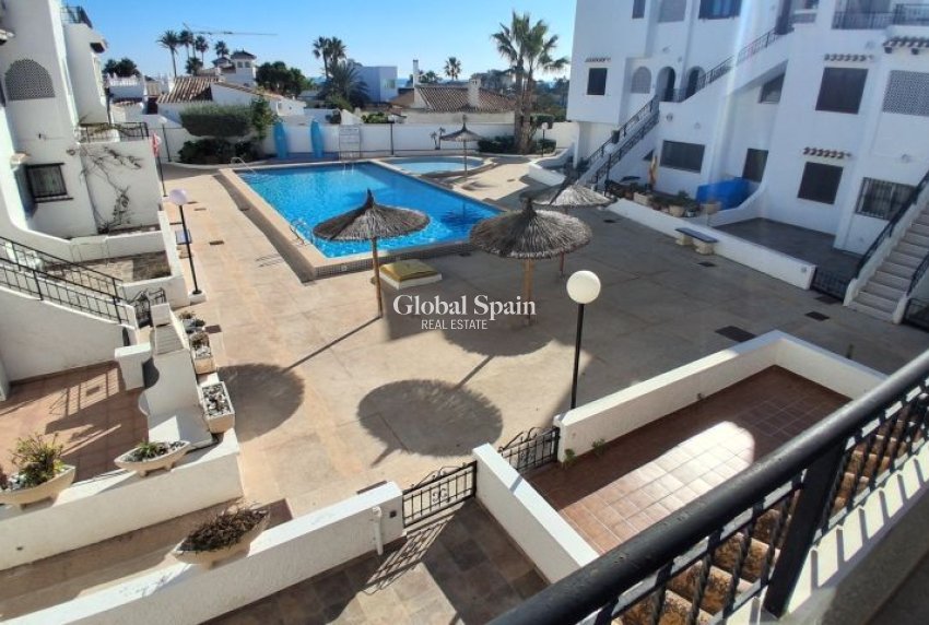 Wiederverkauf - WOHNUNG -
ORIHUELA COSTA - Costa Blanca
