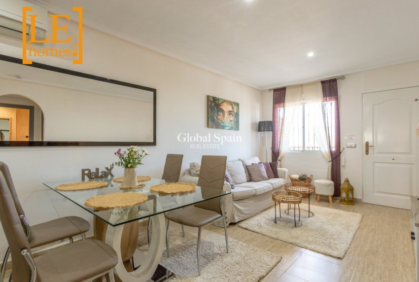 Wiederverkauf - WOHNUNG -
ORIHUELA COSTA - Costa Blanca