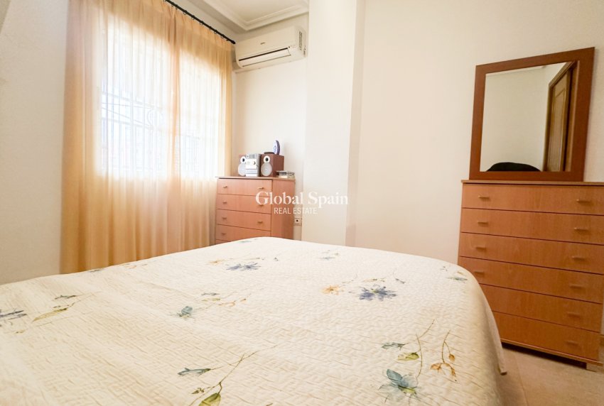 Wiederverkauf - WOHNUNG -
ORIHUELA COSTA - Costa Blanca