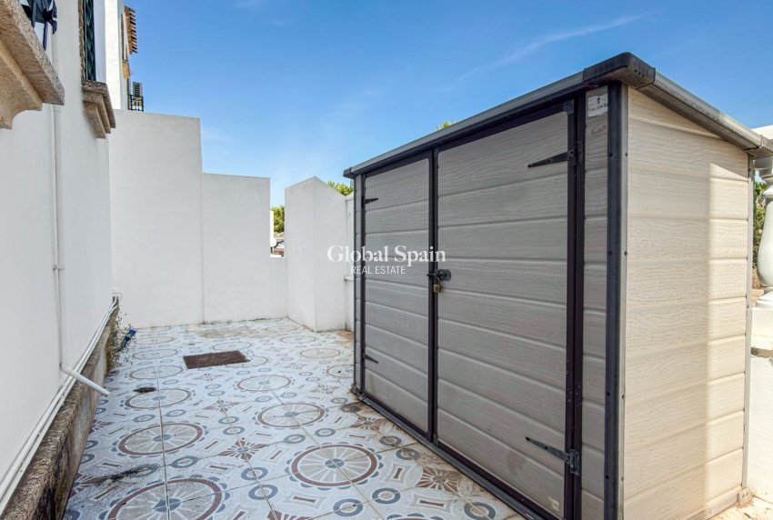Wiederverkauf - WOHNUNG -
ORIHUELA COSTA - Costa Blanca