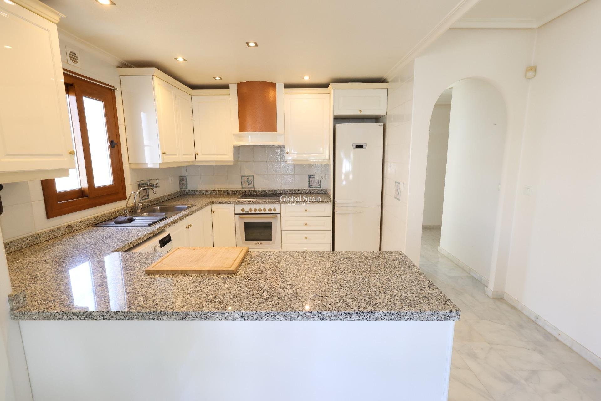 Wiederverkauf - WOHNUNG -
ORIHUELA COSTA - Costa Blanca