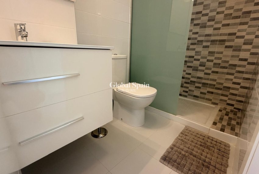 Wiederverkauf - WOHNUNG -
ORIHUELA COSTA - Costa Blanca