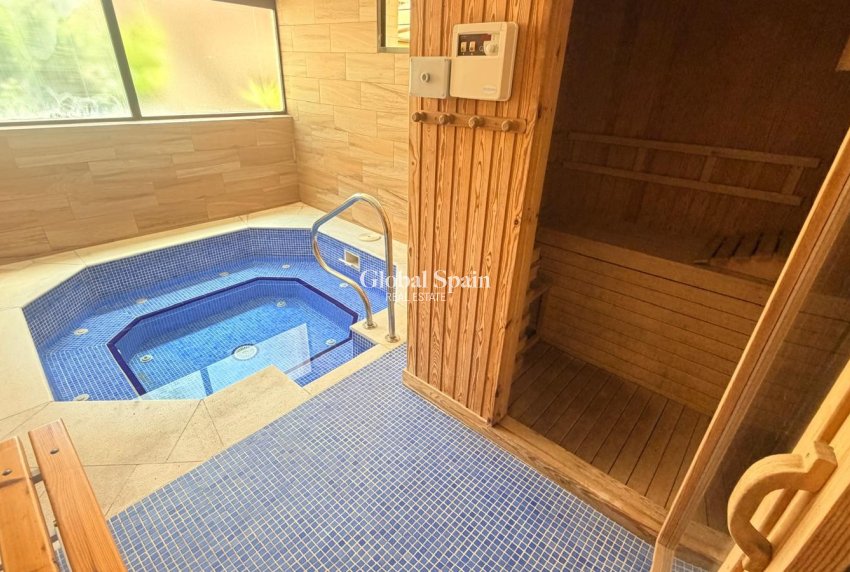 Wiederverkauf - WOHNUNG -
ORIHUELA COSTA - Costa Blanca