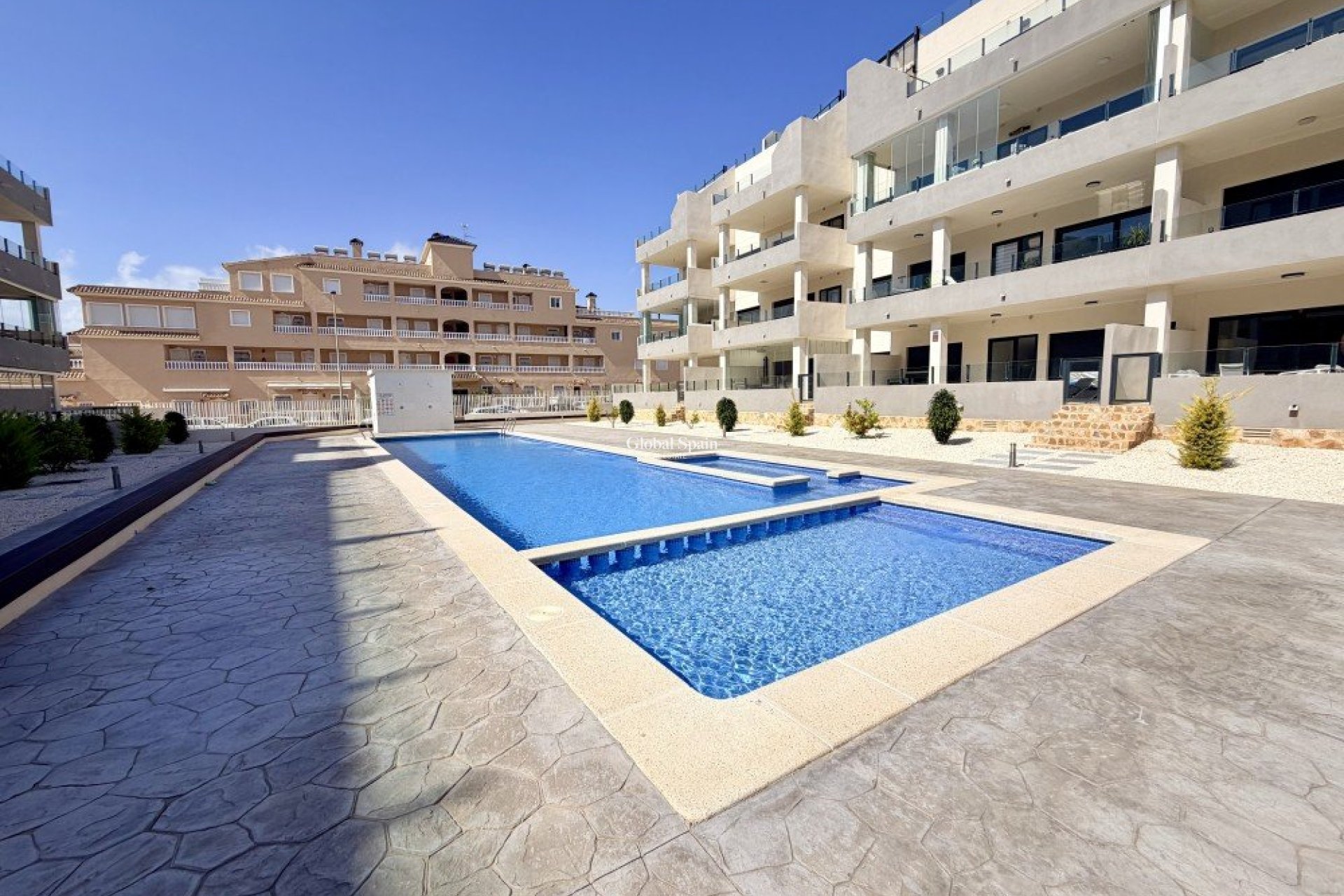 Wiederverkauf - WOHNUNG -
ORIHUELA COSTA - Costa Blanca