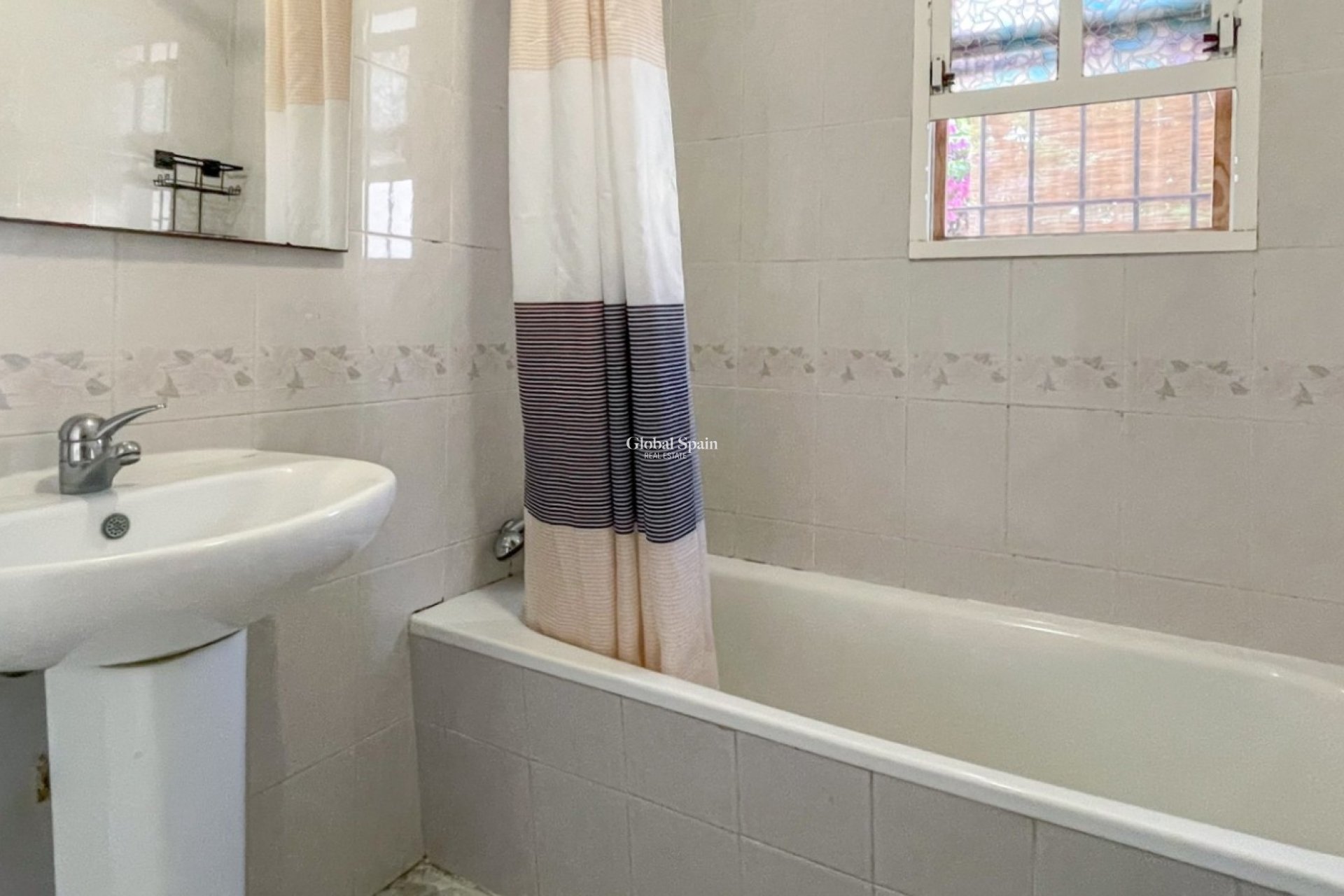 Wiederverkauf - WOHNUNG -
ORIHUELA COSTA - Costa Blanca
