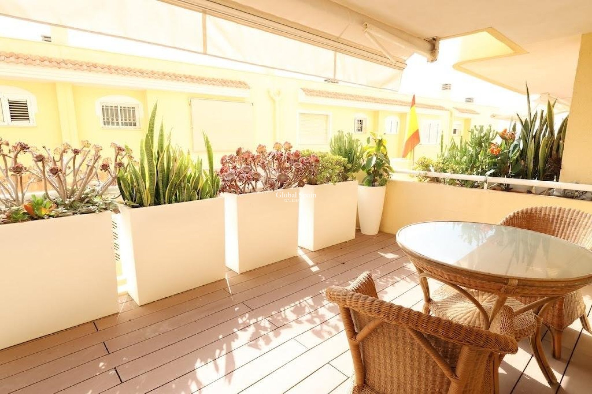 Wiederverkauf - WOHNUNG -
ORIHUELA COSTA - Costa Blanca