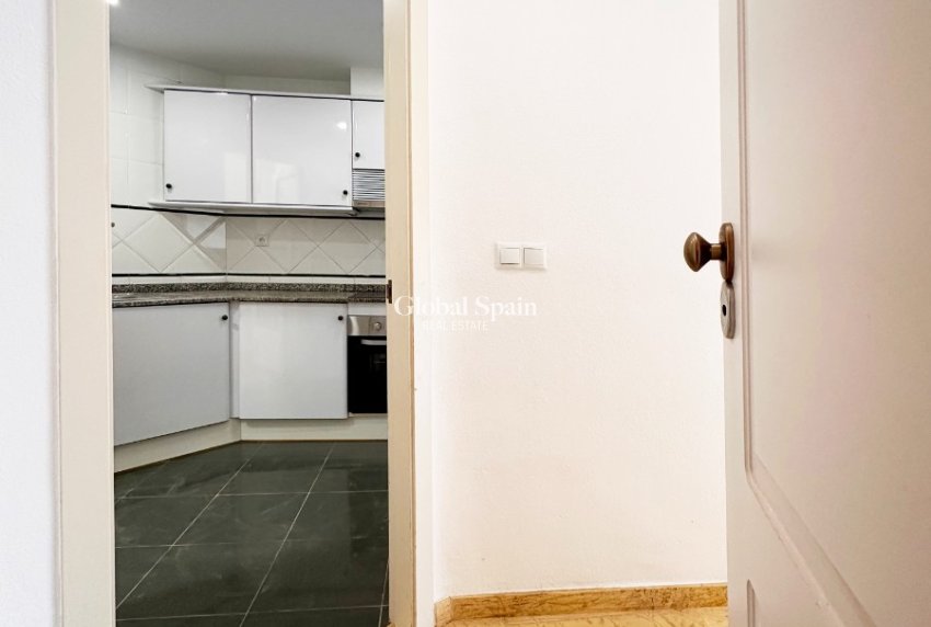 Wiederverkauf - WOHNUNG -
ORIHUELA COSTA - Costa Blanca