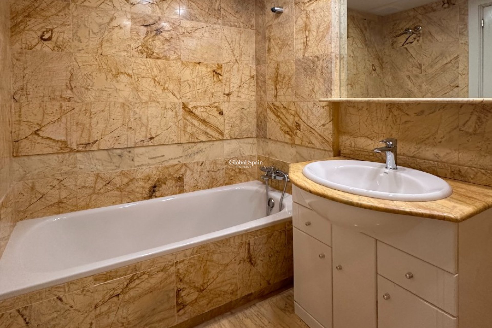 Wiederverkauf - WOHNUNG -
ORIHUELA COSTA - Costa Blanca
