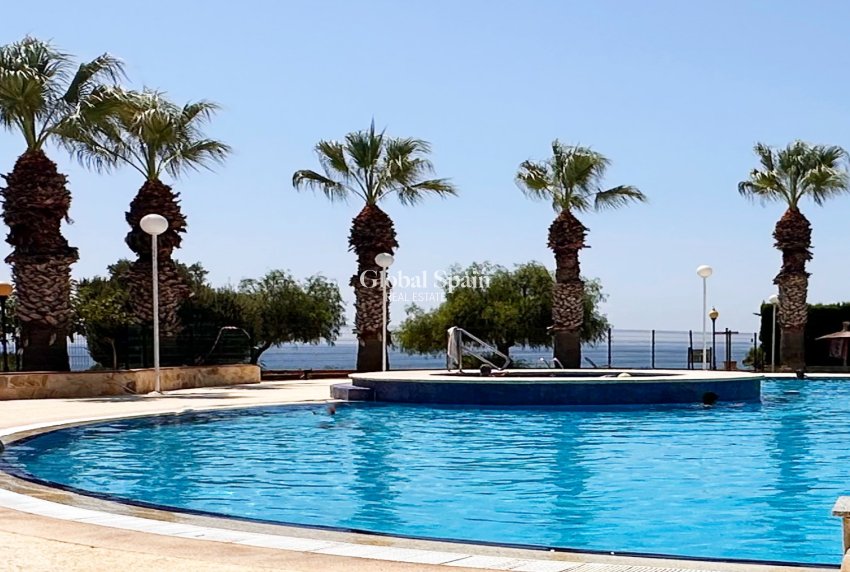 Wiederverkauf - WOHNUNG -
ORIHUELA COSTA - Costa Blanca