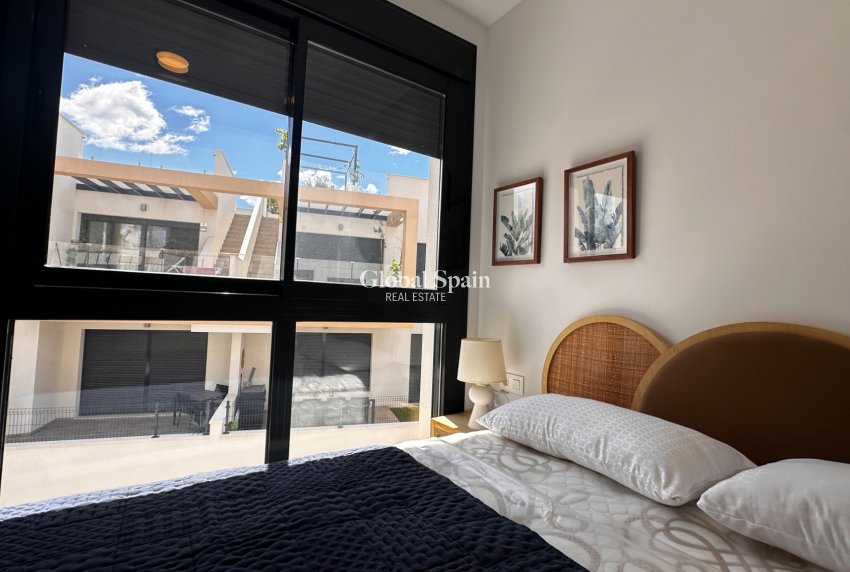 Wiederverkauf - WOHNUNG -
ORIHUELA COSTA - Costa Blanca