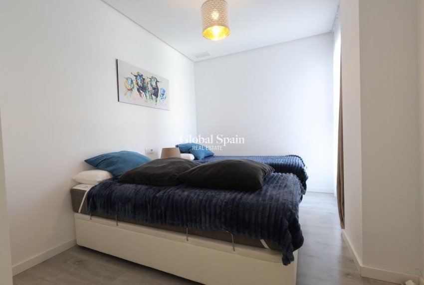 Wiederverkauf - WOHNUNG -
ORIHUELA COSTA - Costa Blanca